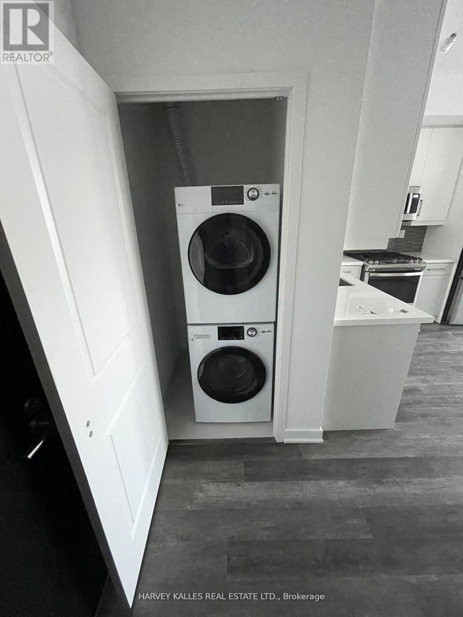 1104 - 2007 James Street, Burlington, Ontario  L7R 1H1 - Photo 7 - W12590828