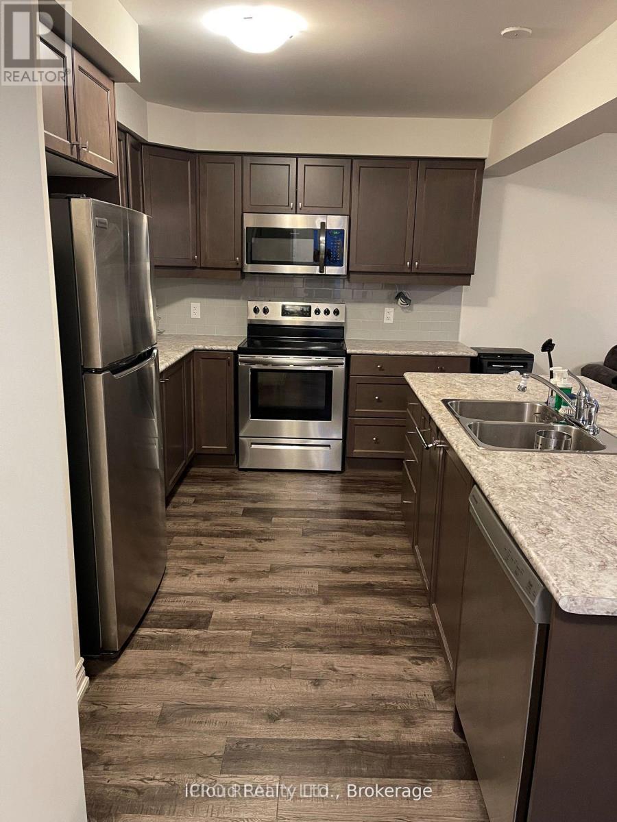 998 Alder Gate, Milton, Ontario  L9E 1R6 - Photo 4 - W12590858