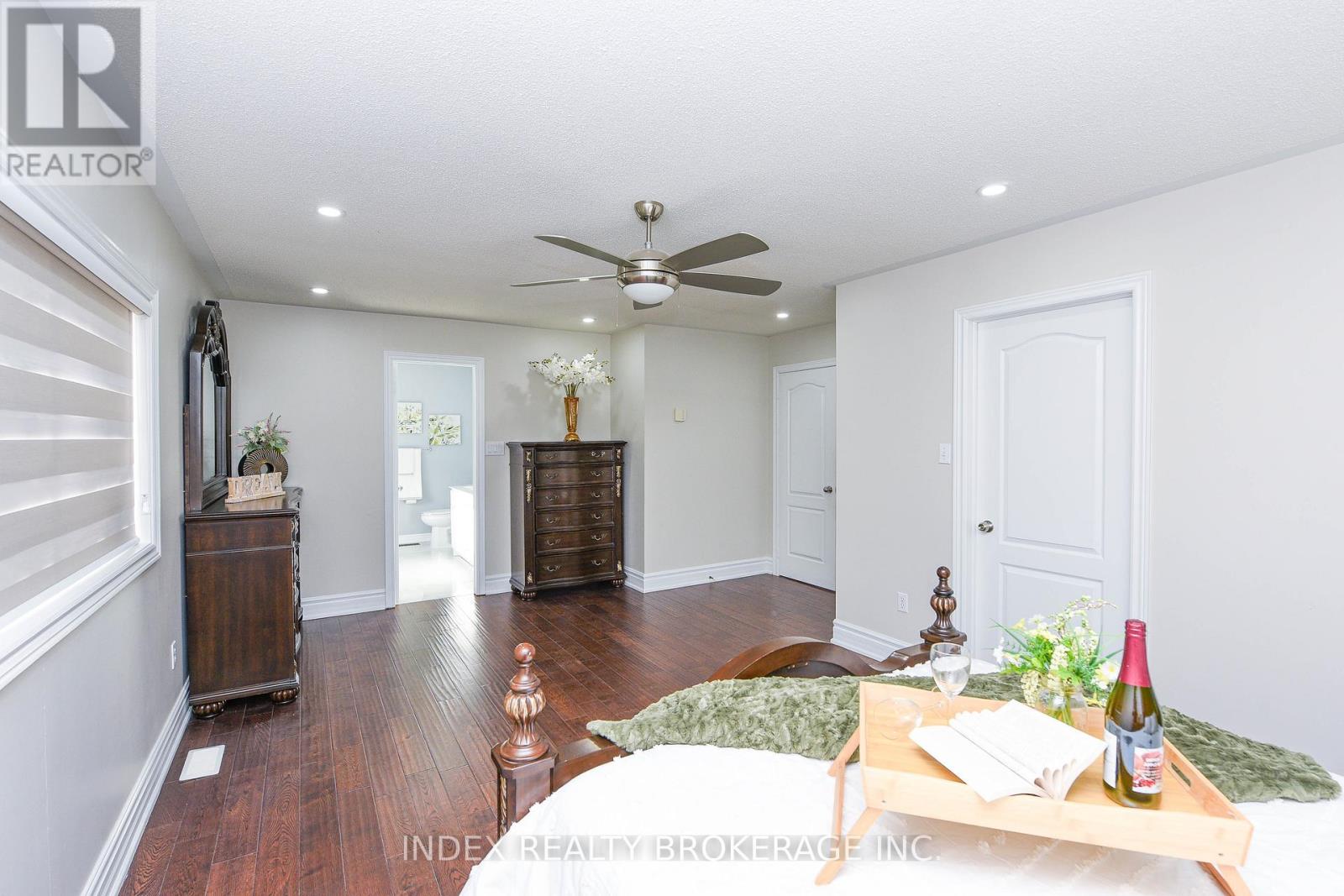 10 Leopard Gate, Brampton, Ontario L6R 2E5 - Photo 31 - W12590880