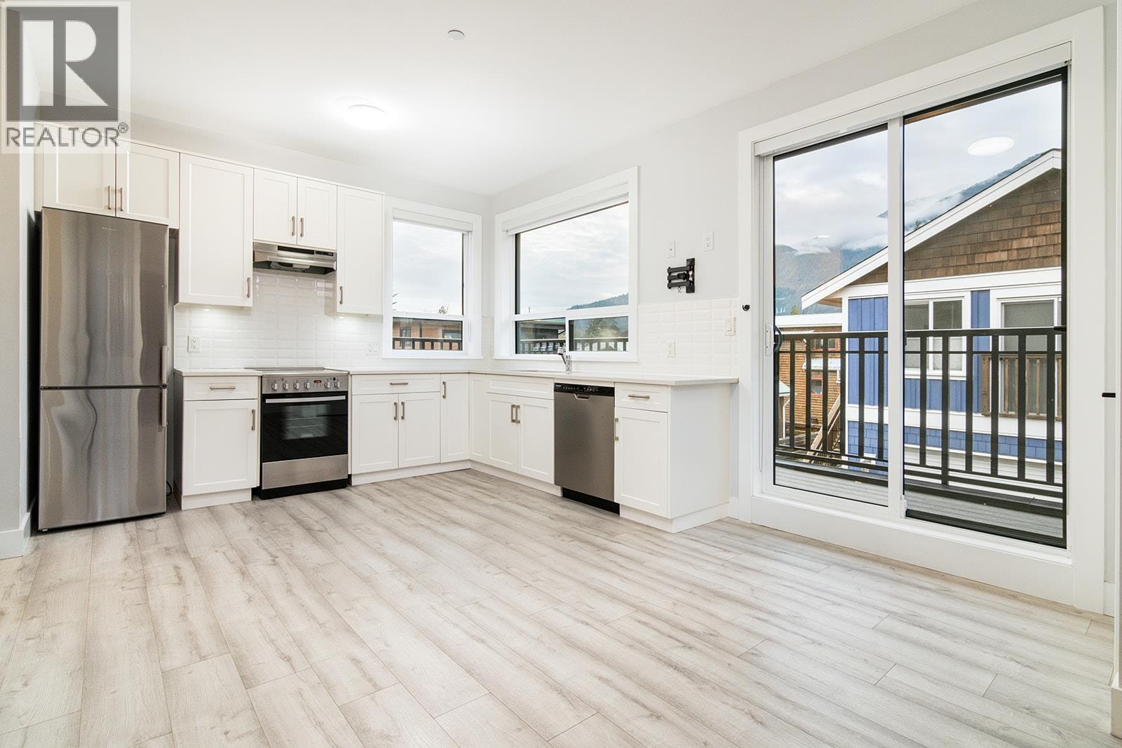 38883 Britannia Avenue, Squamish, British Columbia  V0N 3B0 - Photo 31 - R3069373