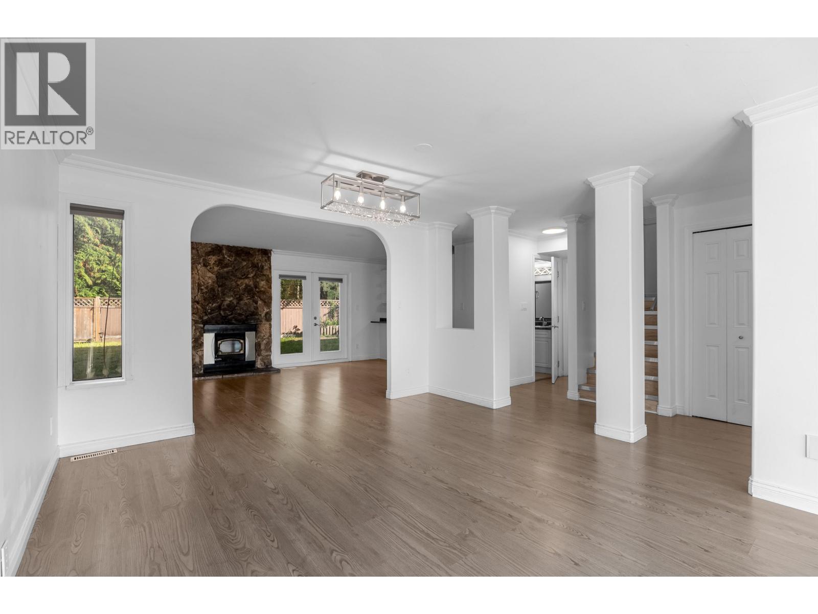 1165 Esperanza Drive, Coquitlam, British Columbia  V3B 6A6 - Photo 5 - R3071071