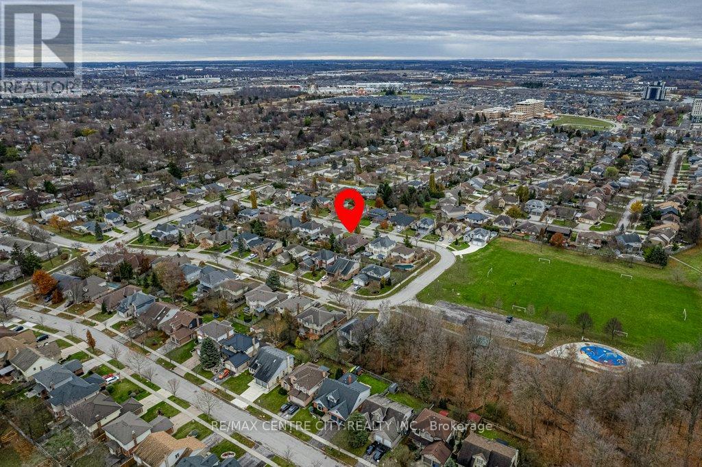 261 Ensign Crescent, London South, Ontario  N6J 4V2 - Photo 42 - X12590920