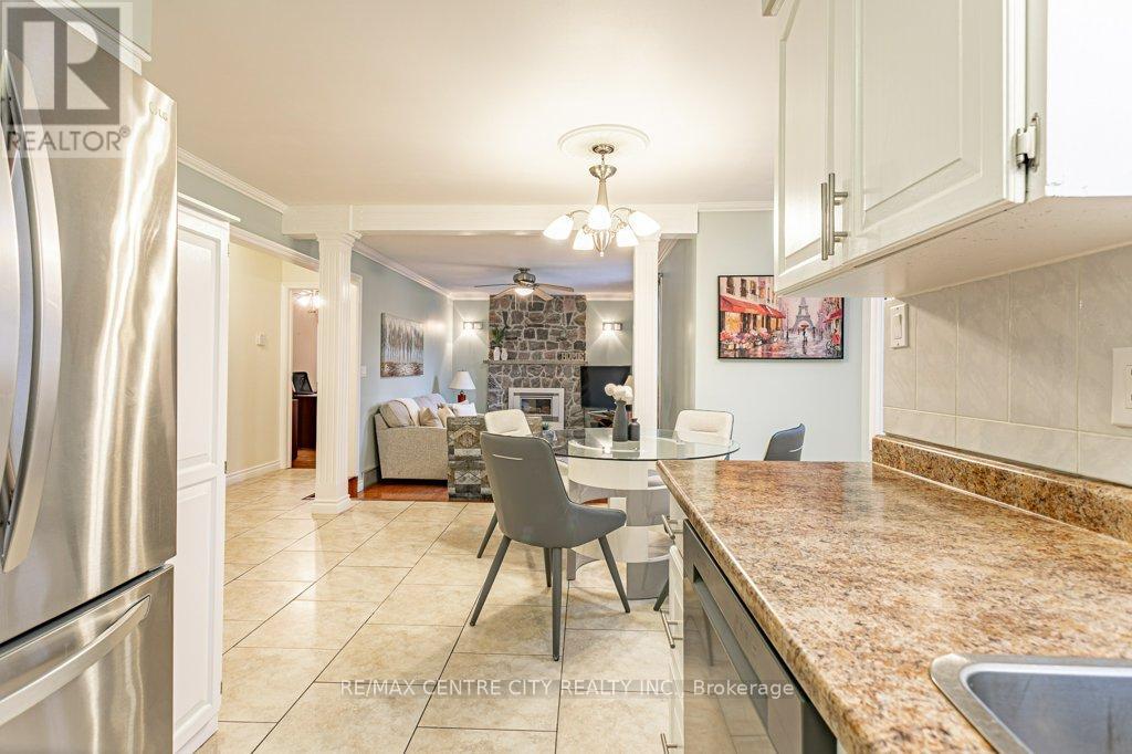 506 Eaton Park Drive, London South, Ontario  N6J 4J9 - Photo 12 - X12590928