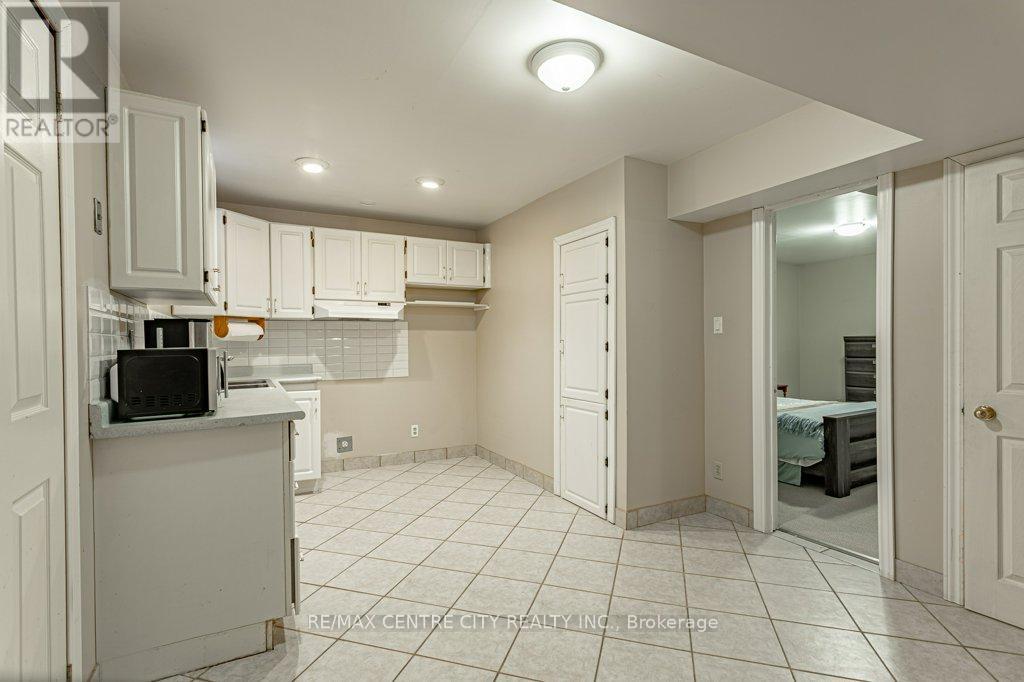 506 Eaton Park Drive, London South, Ontario  N6J 4J9 - Photo 22 - X12590928