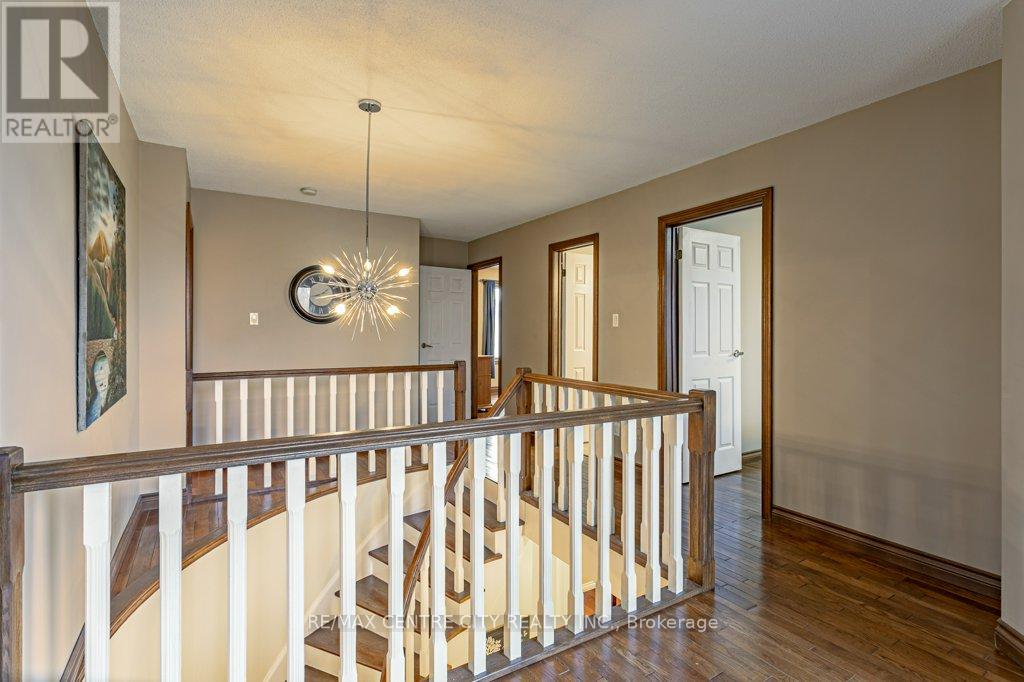 506 Eaton Park Drive, London South, Ontario  N6J 4J9 - Photo 35 - X12590928