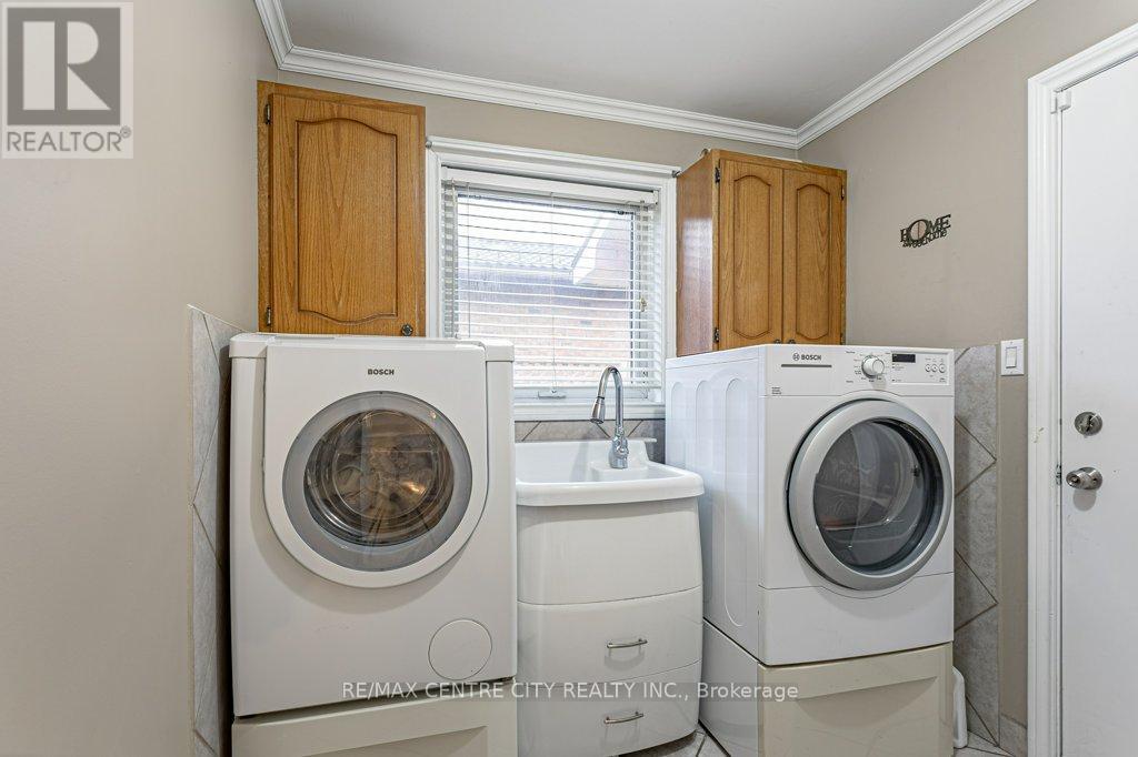 506 Eaton Park Drive, London South, Ontario  N6J 4J9 - Photo 8 - X12590928