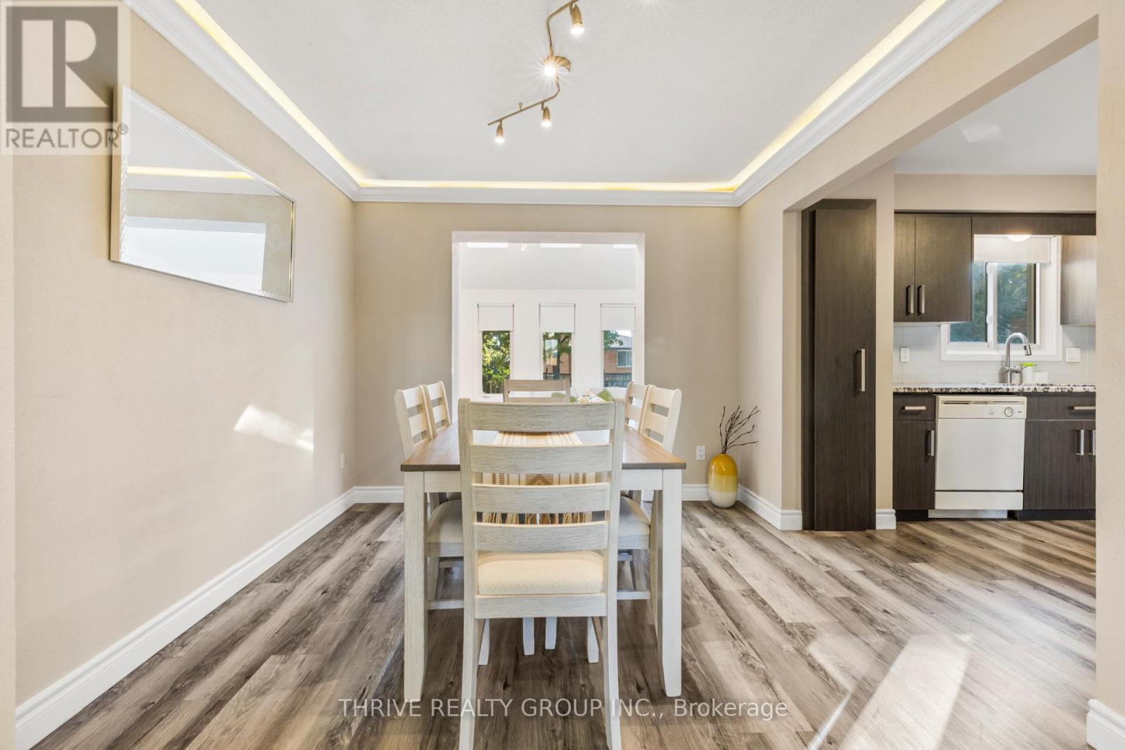 74 Erica Crescent, London South, Ontario  N6E 3P5 - Photo 6 - X12590988