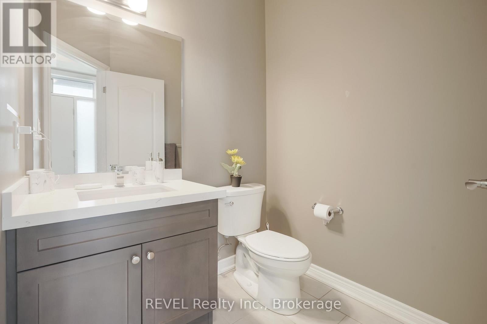 7185 Parsa Street, Niagara Falls, Ontario L2H 3T1 - Photo 7 - X12589454