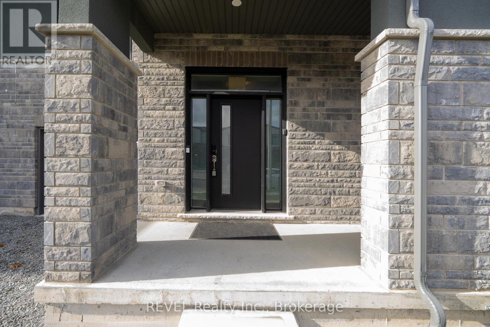 7185 Parsa Street, Niagara Falls, Ontario L2H 3T1 - Photo 4 - X12589454