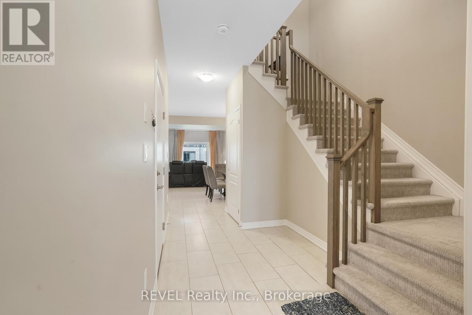 7185 Parsa Street, Niagara Falls, Ontario L2H 3T1 - Photo 8 - X12589454