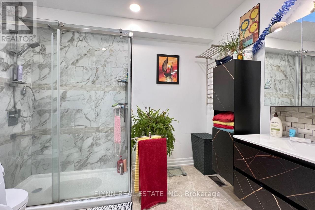 Upper - 254 Ontario Street, St. Catharines, Ontario  L2R 5L5 - Photo 17 - X12590746