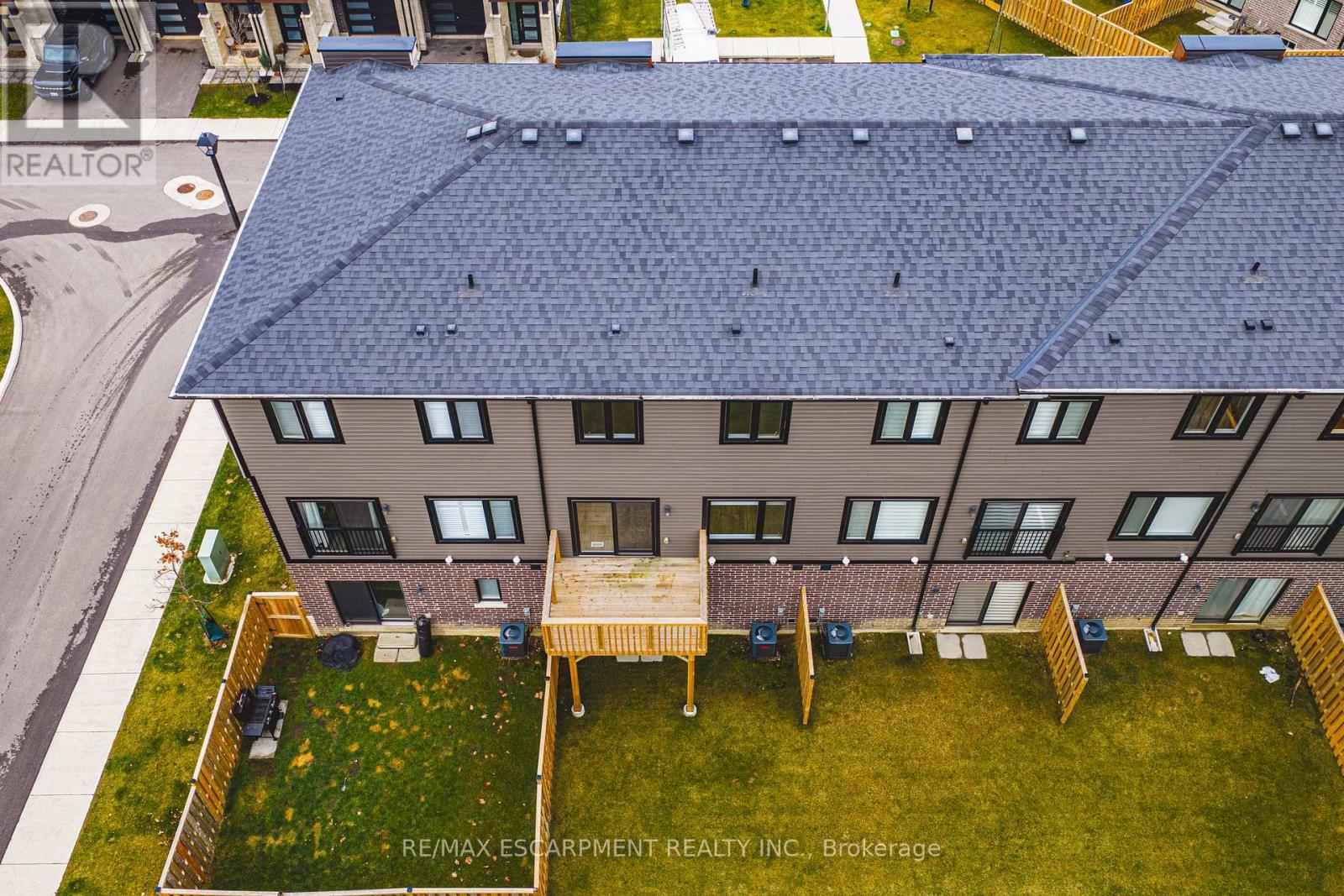 47 Cadwell Lane, Hamilton, Ontario  L9C 0C4 - Photo 21 - X12590768