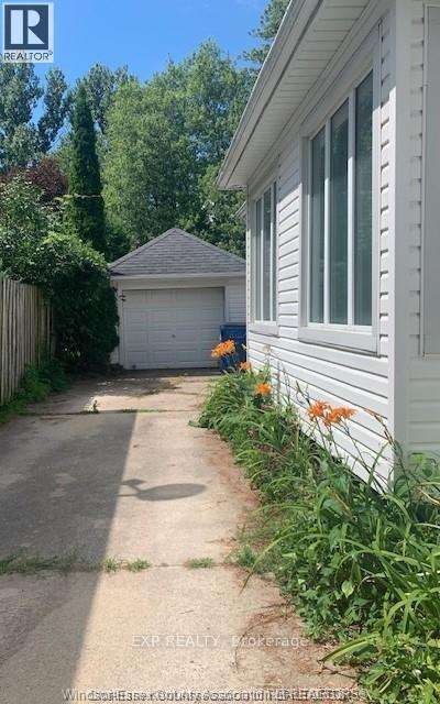 19 Lisgar Street, Chatham-Kent, Ontario  N0P 2C0 - Photo 3 - X12590840