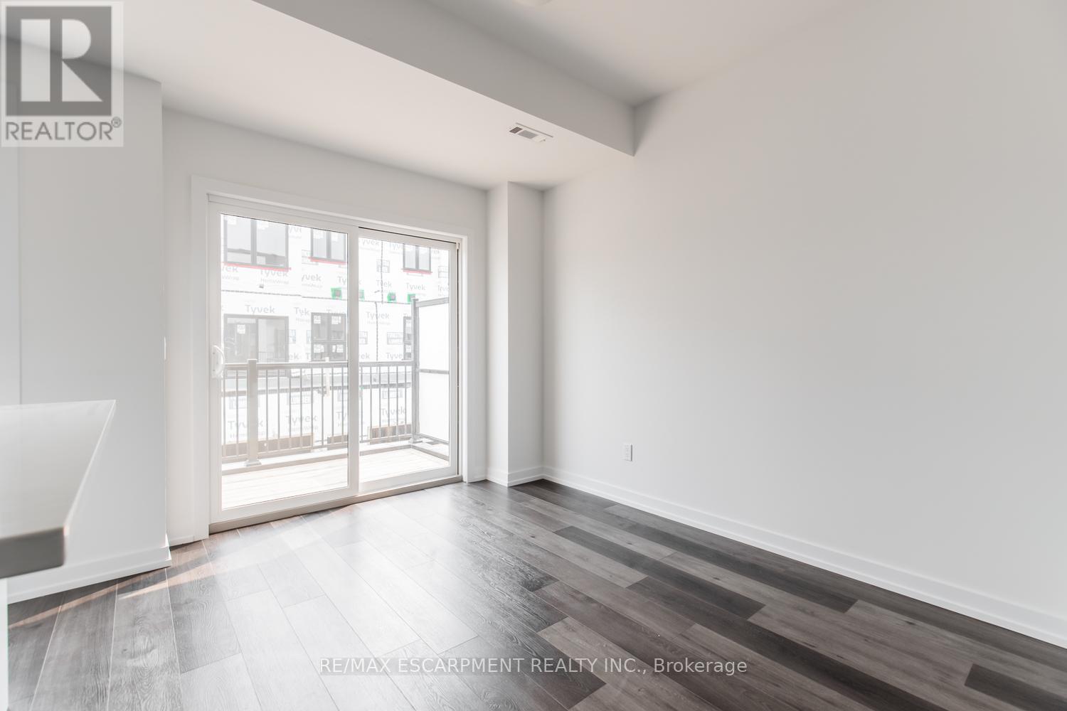 15 - 70 Kenesky Drive, Hamilton, Ontario  L8B 2A9 - Photo 13 - X12590874