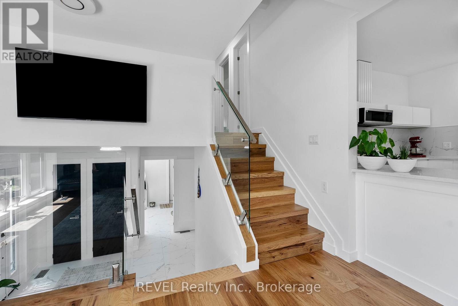 1546 Nigh Road, Fort Erie, Ontario  L2A 5M4 - Photo 12 - X12590922