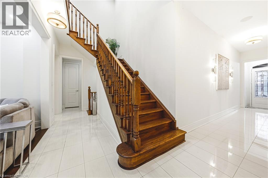 60 Golden Hawk Drive, Waterdown, Ontario  L8B 1W9 - Photo 20 - 40786310