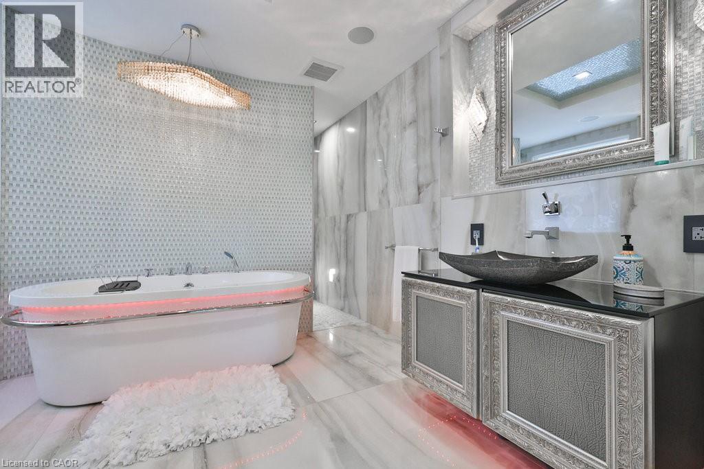 24 School Street, Waterdown, Ontario  L0R 2H0 - Photo 43 - 40763351