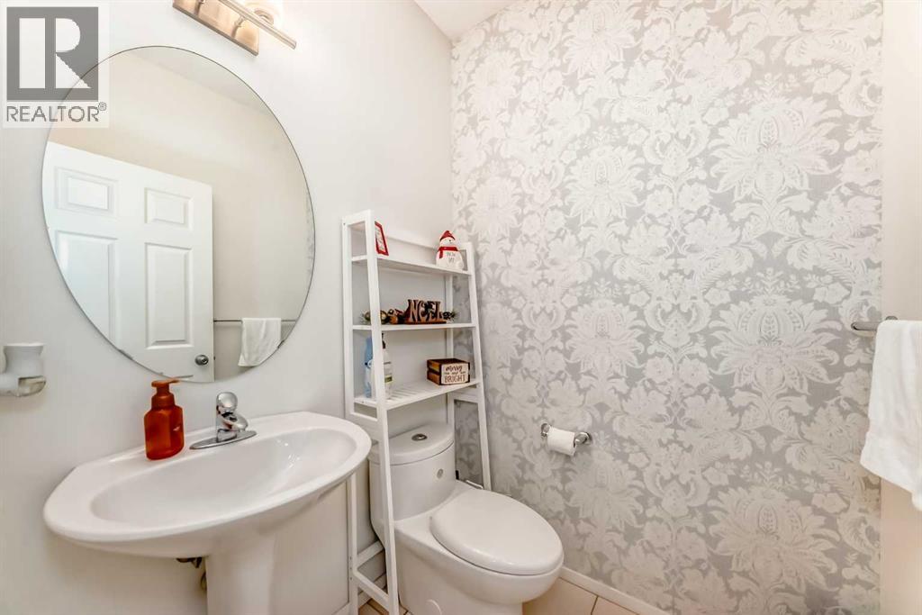 58 Reunion Grove Nw, Airdrie, Alberta  T4B 0Z2 - Photo 10 - A2272140