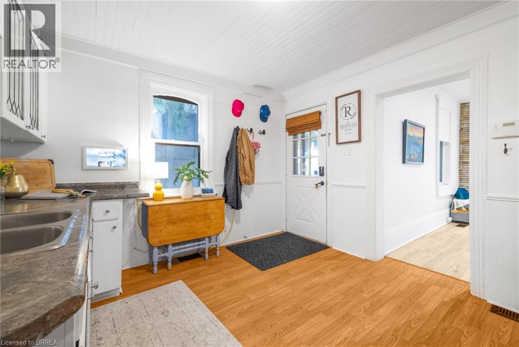 142 Elgin Street, Brantford, Ontario  N3S 5A5 - Photo 10 - 40791448