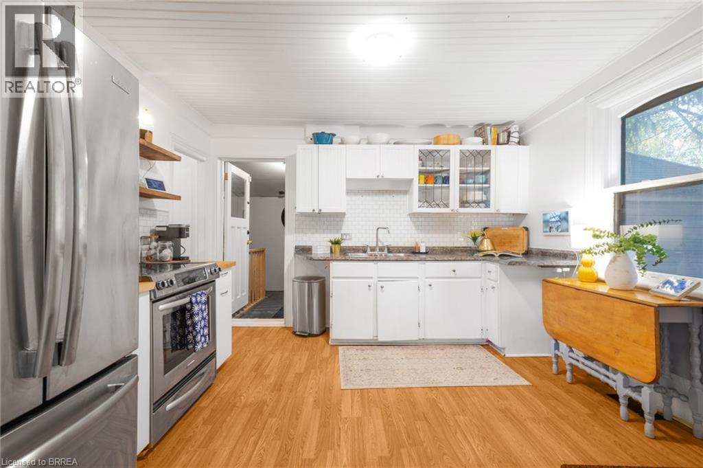 142 Elgin Street, Brantford, Ontario  N3S 5A5 - Photo 8 - 40791448