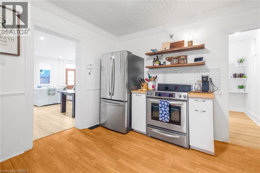 142 Elgin Street, Brantford, Ontario  N3S 5A5 - Photo 9 - 40791448