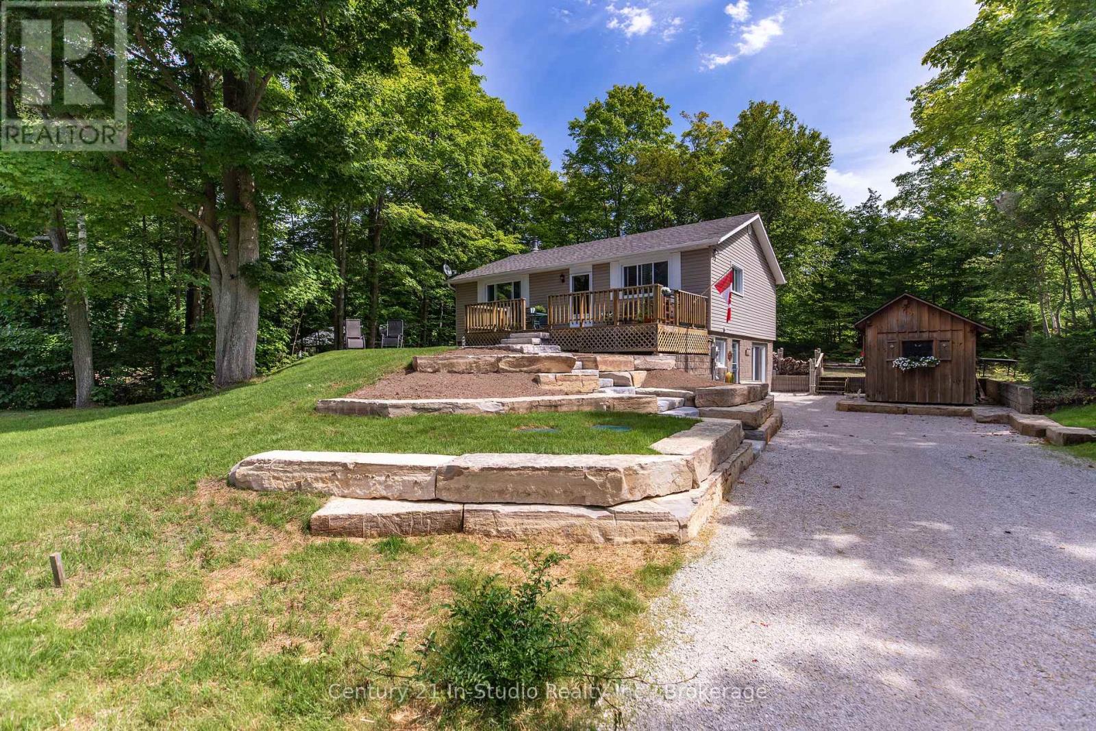 25 EMERSON AVENUE, South Bruce Peninsula, Ontario