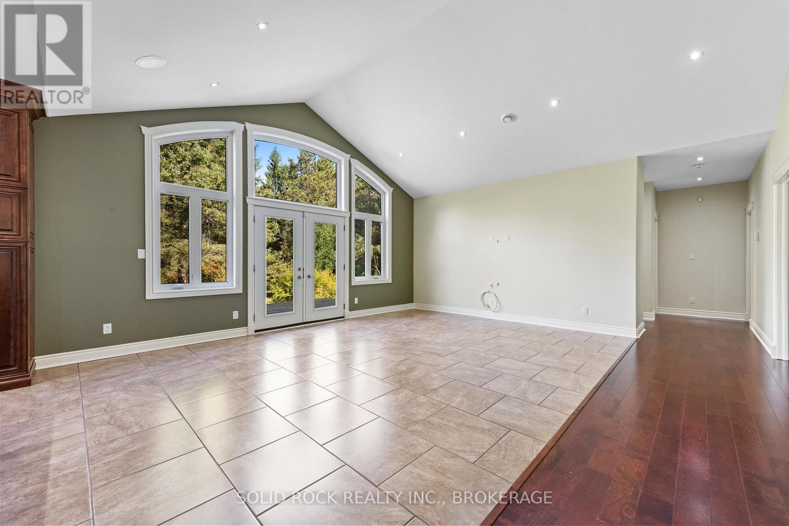 132 Western Avenue, Drummond/north Elmsley, Ontario  K7A 4S4 - Photo 8 - X12464254