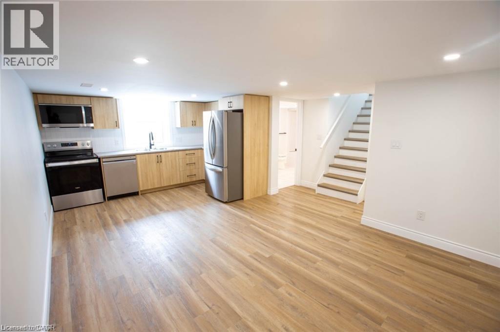 177 Pleasant Avenue Unit# Lower, Kitchener, Ontario  N2M 4A9 - Photo 4 - 40788883