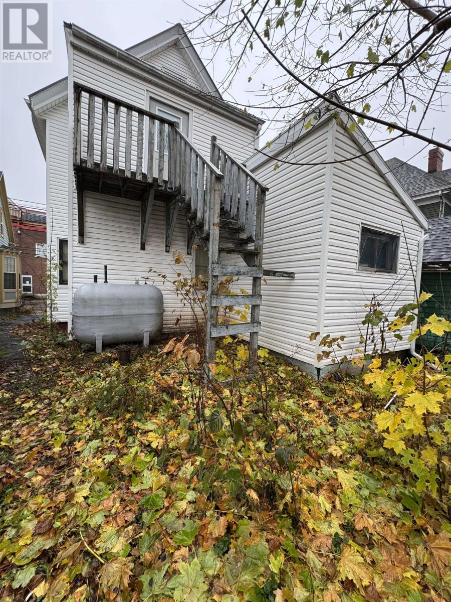 175 Euston Street, Charlottetown, Prince Edward Island  C1A 1W7 - Photo 5 - 202528848