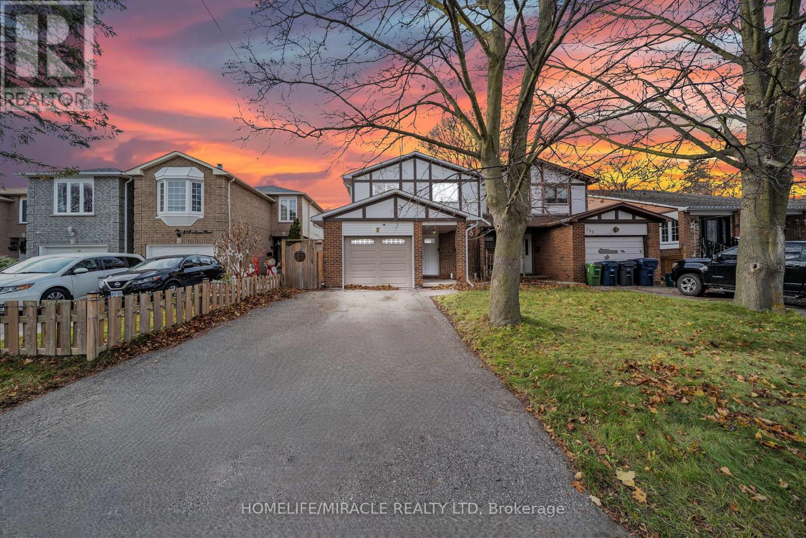 234 MANSE ROAD, Toronto, Ontario