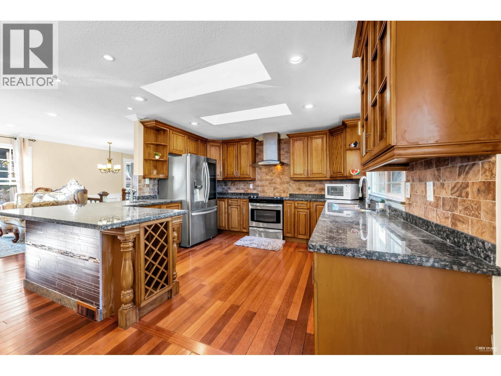 2731 Daybreak Avenue, Coquitlam, British Columbia  V3C 2E8 - Photo 11 - R3069847