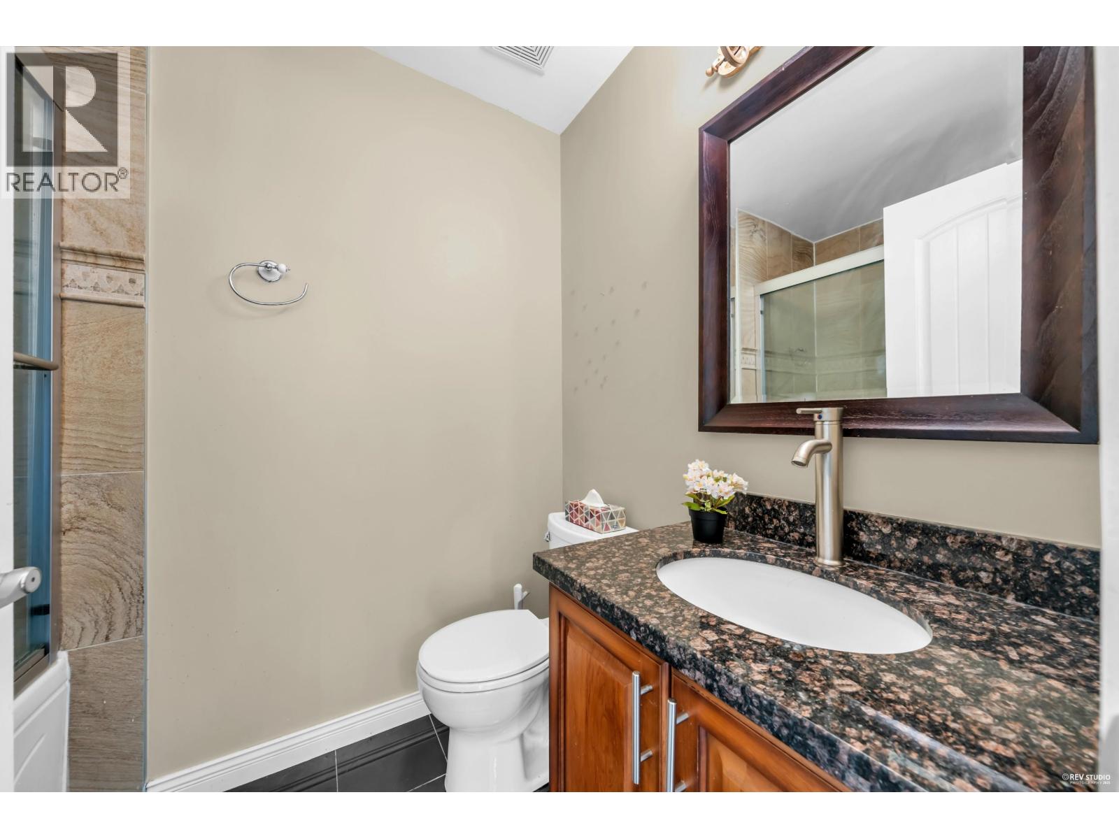 2731 Daybreak Avenue, Coquitlam, British Columbia  V3C 2E8 - Photo 25 - R3069847