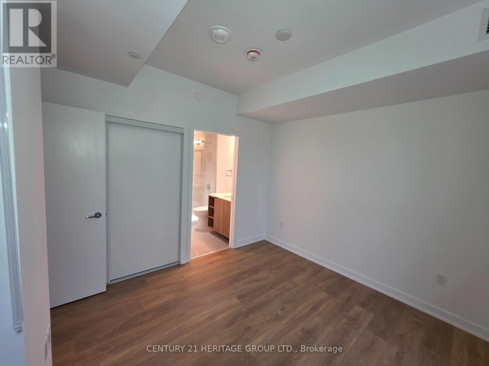 702 - 1037 The Queensway, Toronto, Ontario M8Z 6C7 - Photo 26 - W12587552