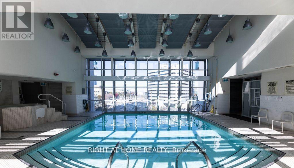 2116 - 3880 Duke Of York Boulevard, Mississauga, Ontario  L5B 4M7 - Photo 35 - W12589112