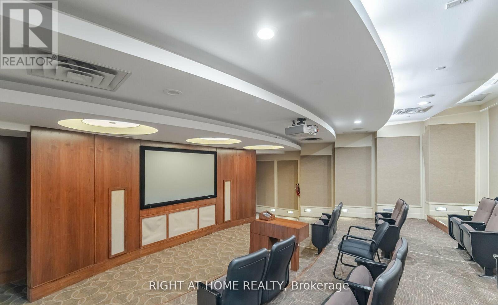 2116 - 3880 Duke Of York Boulevard, Mississauga, Ontario  L5B 4M7 - Photo 33 - W12589112