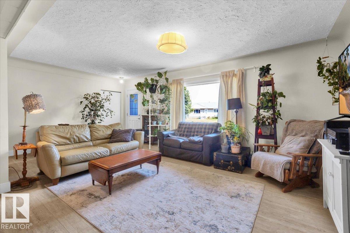 10548 40 St Nw, Edmonton, Alberta  T6A 1T1 - Photo 13 - E4458971