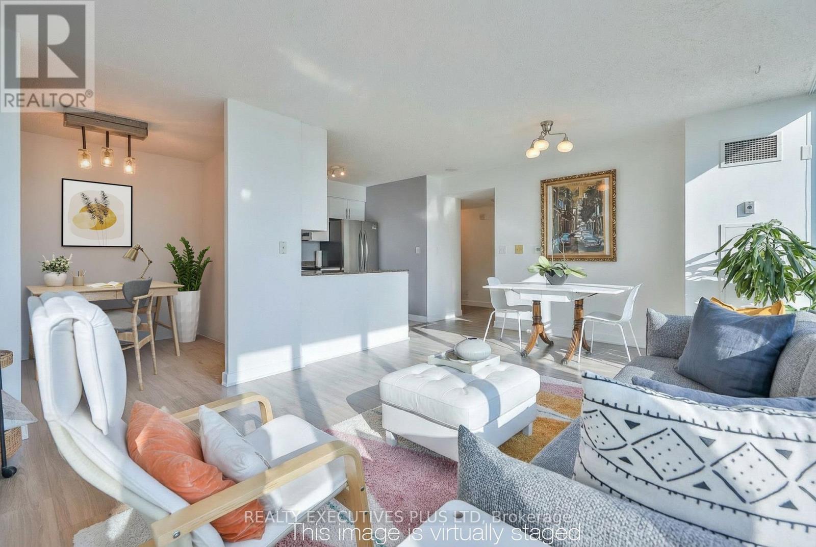 2703 - 381 Front Street W, Toronto, Ontario  M5V 3R8 - Photo 10 - C12590908