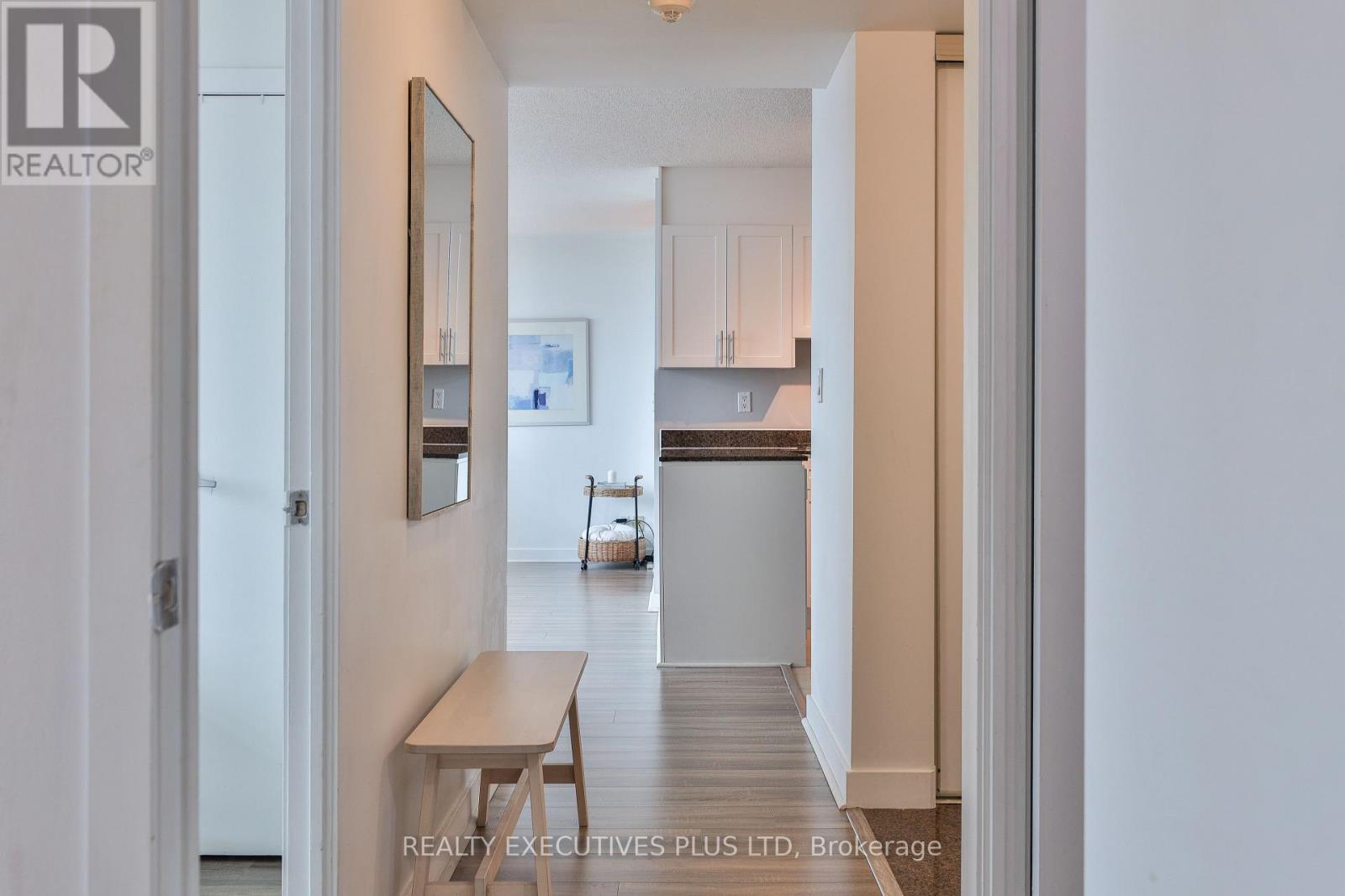 2703 - 381 Front Street W, Toronto, Ontario  M5V 3R8 - Photo 19 - C12590908