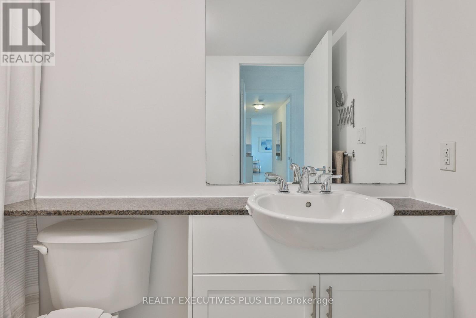 2703 - 381 Front Street W, Toronto, Ontario  M5V 3R8 - Photo 24 - C12590908