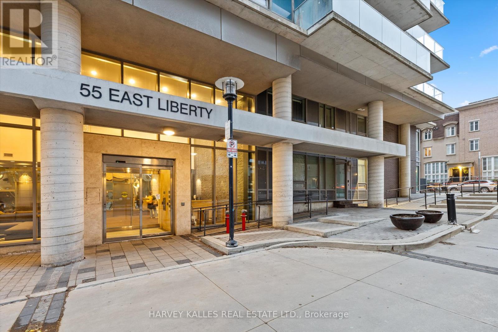 1910 - 55 East Liberty Street, Toronto, Ontario  M6K 3P9 - Photo 24 - C12590932