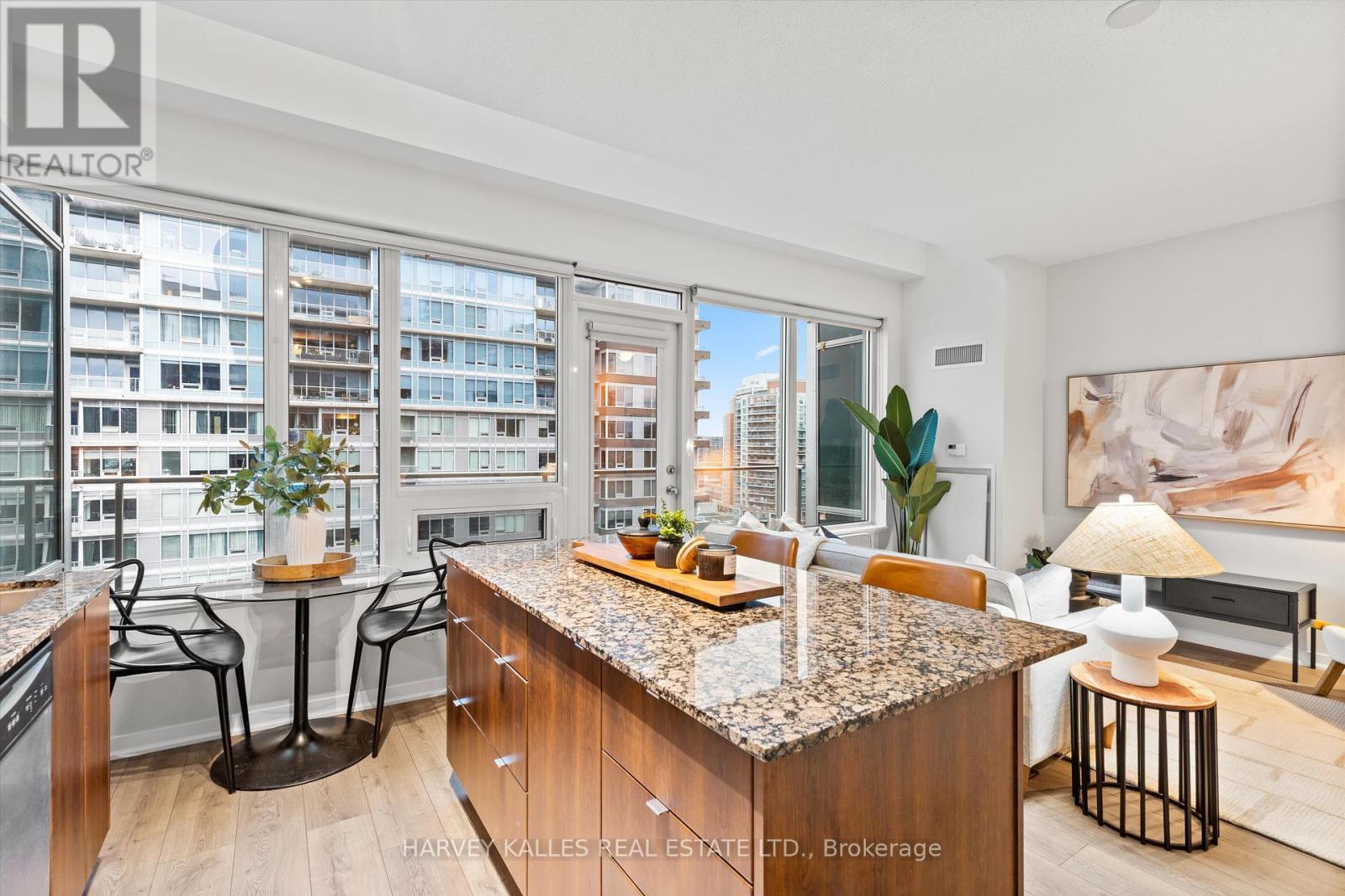 1910 - 55 East Liberty Street, Toronto, Ontario  M6K 3P9 - Photo 6 - C12590932