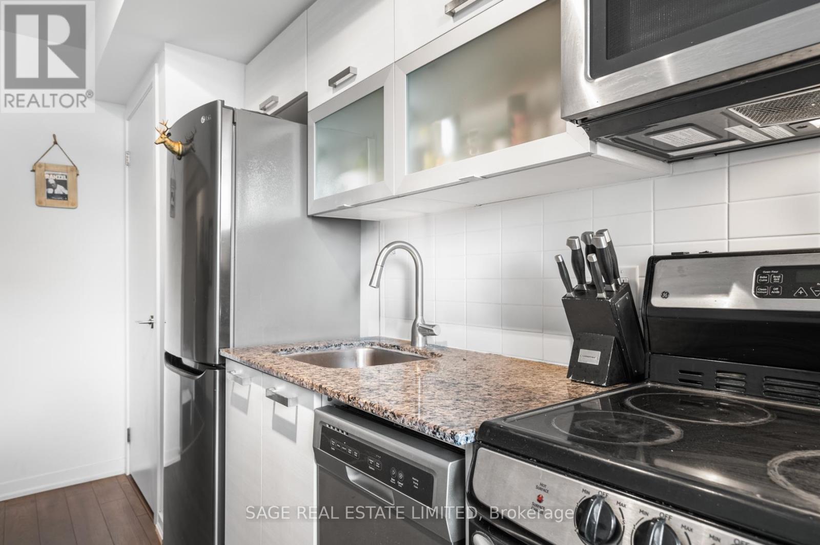 710 - 68 Abell Street, Toronto, Ontario  M6J 0B1 - Photo 12 - C12590956