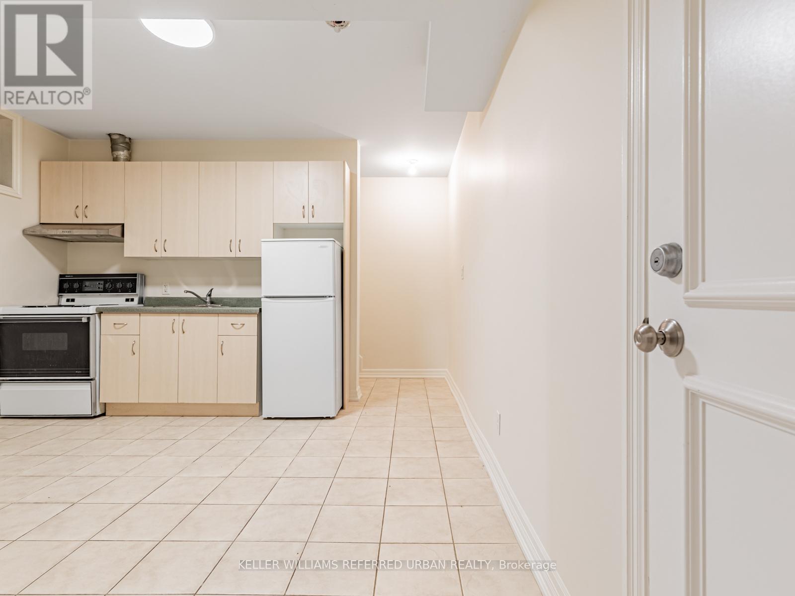 Bsmt - 20 Roberta Drive, Toronto, Ontario  M6A 2J5 - Photo 7 - C12591008