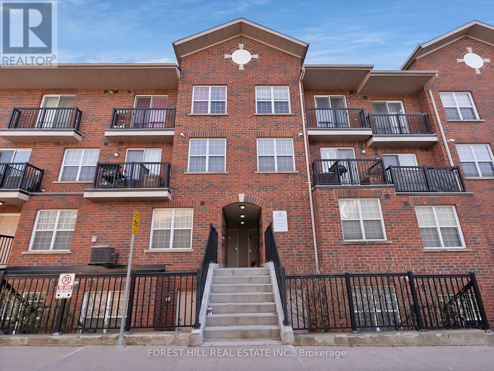 310 - 25 Strangford Lane, Toronto, Ontario  M1L 0E5 - Photo 1 - E12590992