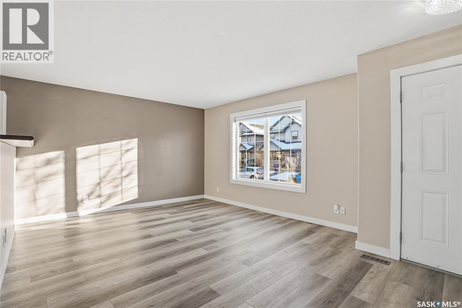 154 Blakeney Crescent, Saskatoon, Saskatchewan  S7L 7N4 - Photo 5 - SK025014