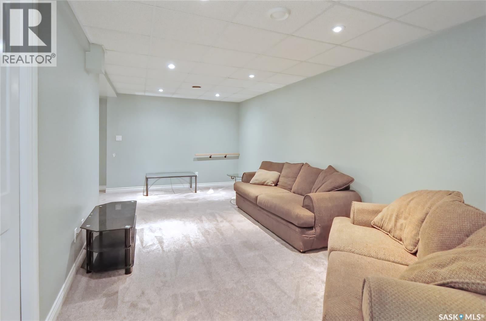 606 6th Street W, Chaplin, Saskatchewan  S0H 0V0 - Photo 16 - SK024870