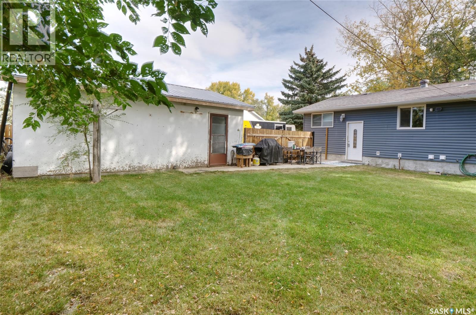 606 6th Street W, Chaplin, Saskatchewan  S0H 0V0 - Photo 25 - SK024870