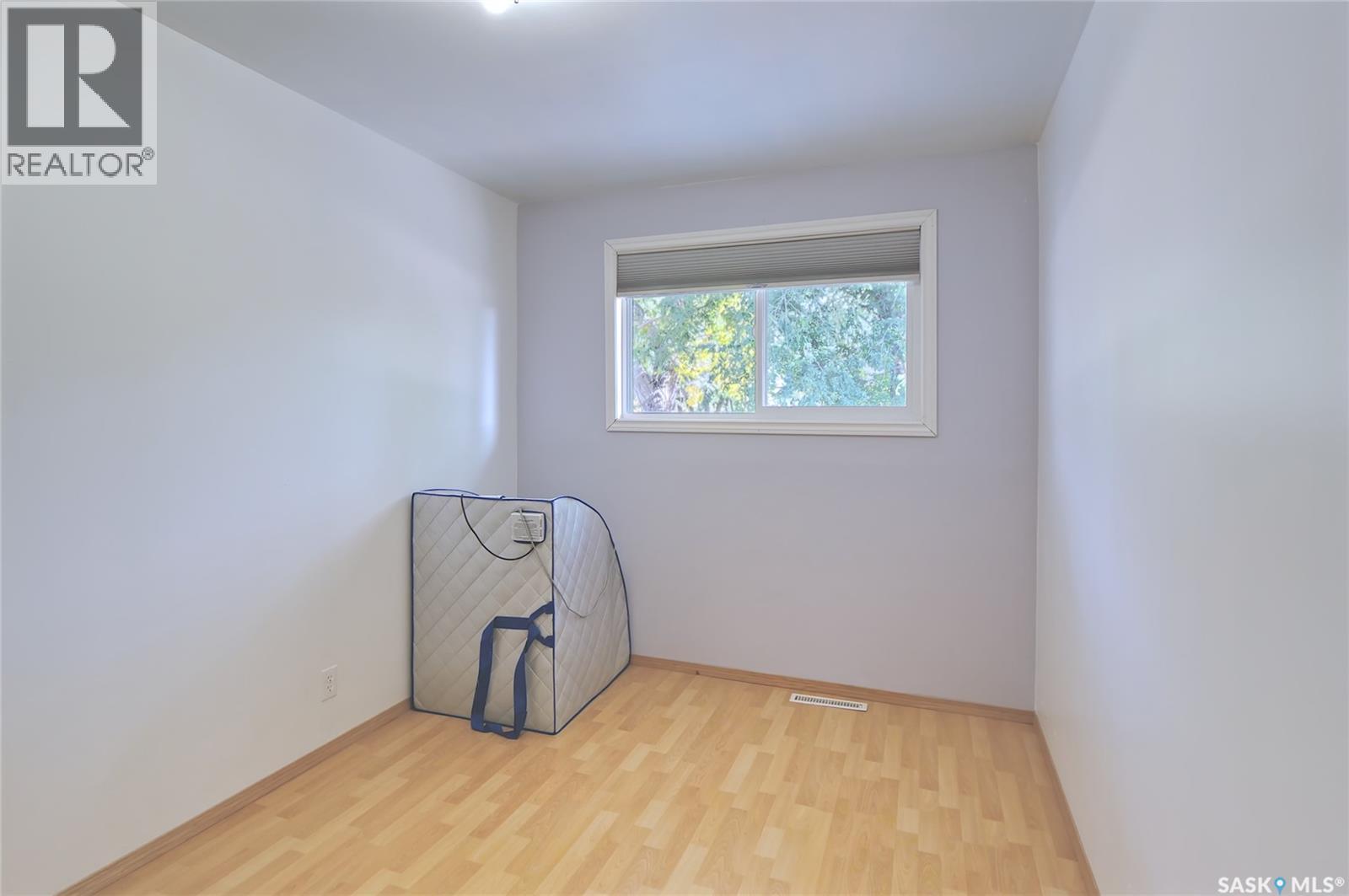 606 6th Street W, Chaplin, Saskatchewan  S0H 0V0 - Photo 9 - SK024870