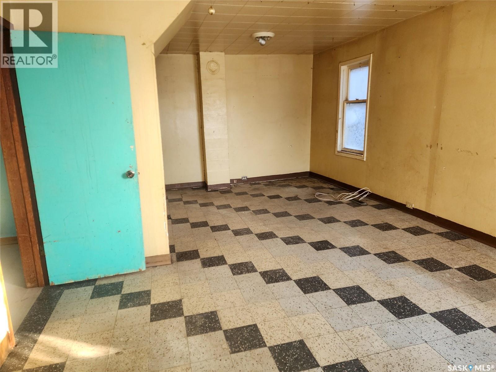 845 Edgar Street, Regina, Saskatchewan  S4N 3J1 - Photo 2 - SK024487