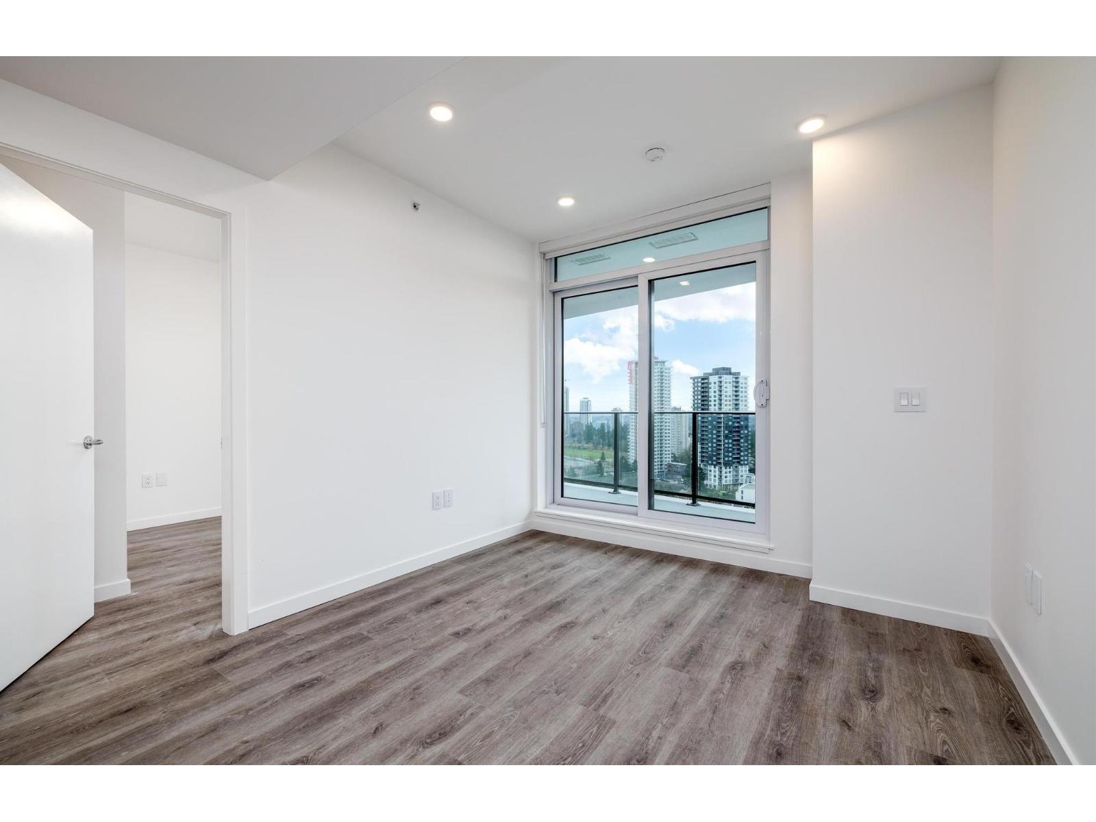 803 10333 133 Street, Surrey, British Columbia  V3R 2H4 - Photo 7 - R3071134